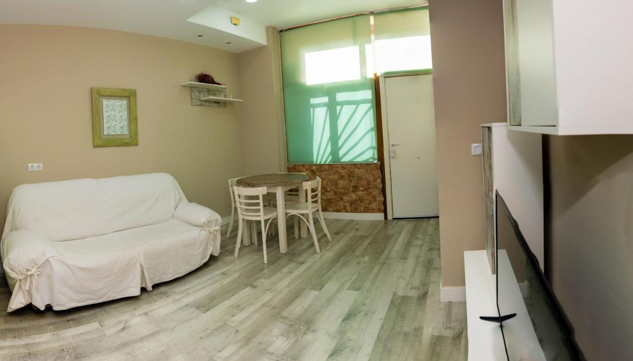 Estudio En El Pleno Centro De Alicante By Renthas Exterior foto